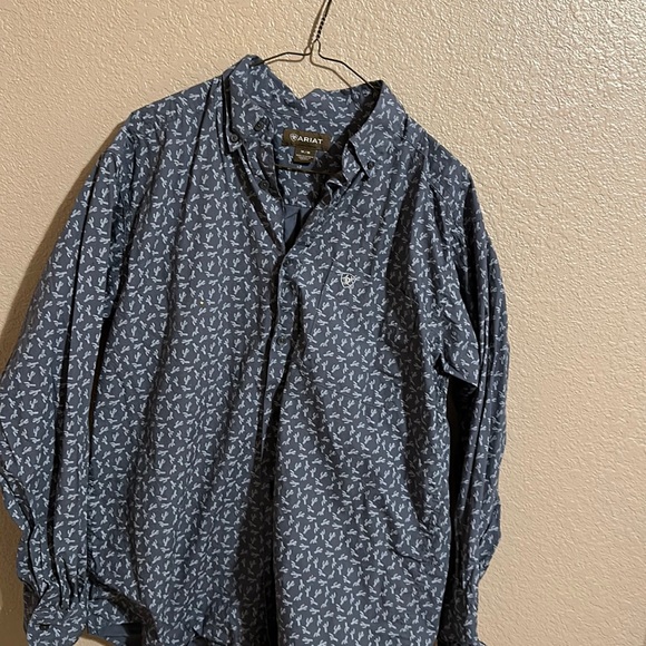 Grey cactus print Ariat button up medium - Picture 1 of 2